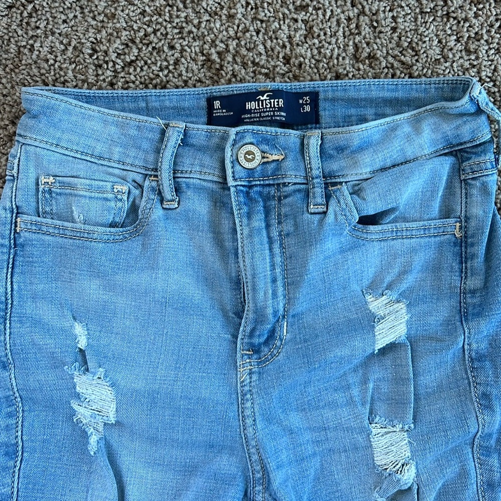 Hollister High-Rise Super Skinny Jeans